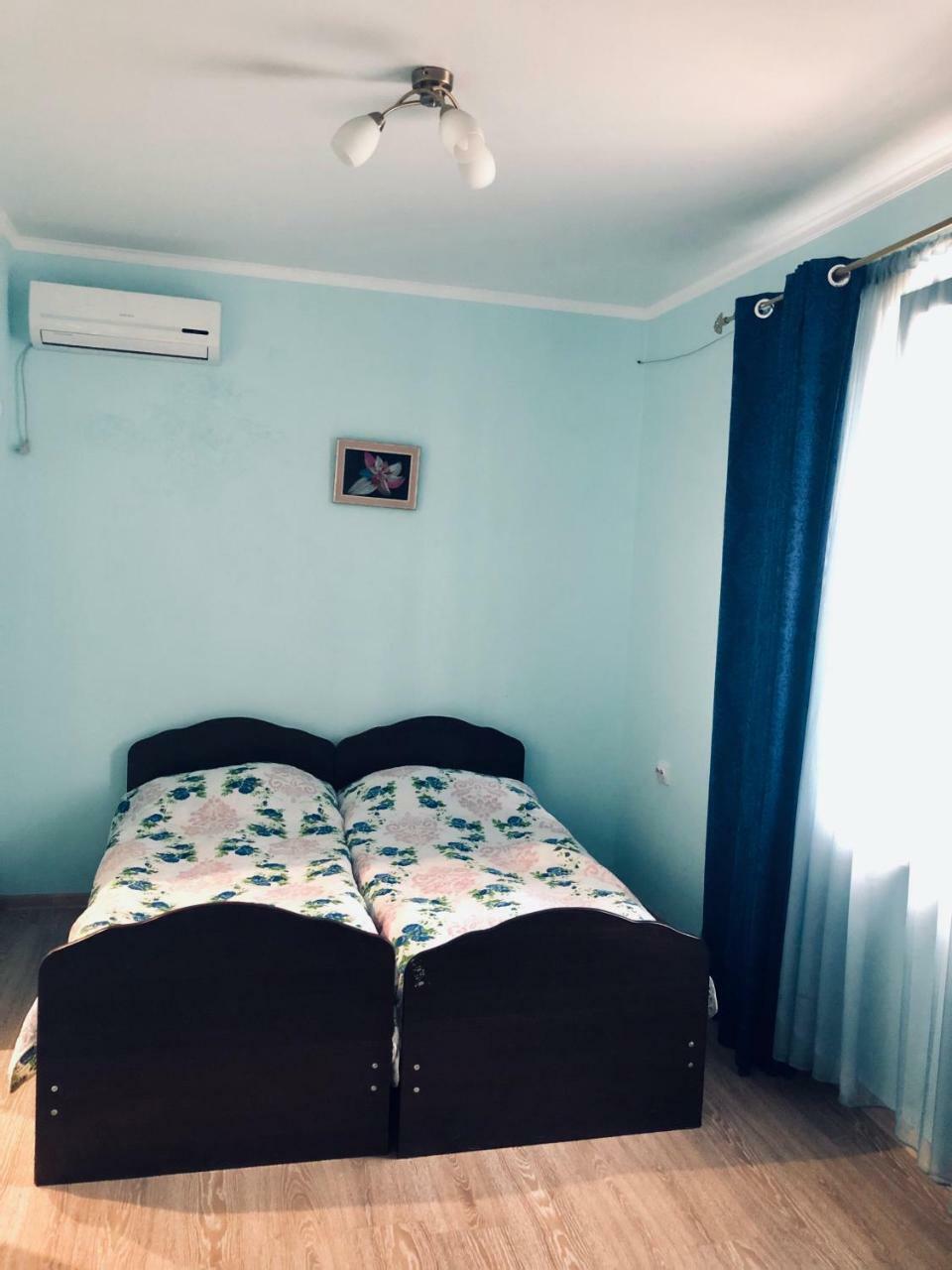 סוקהום Guest House Nadia מראה חיצוני תמונה